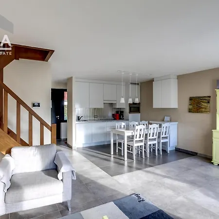 Condor 7 P Holiday home